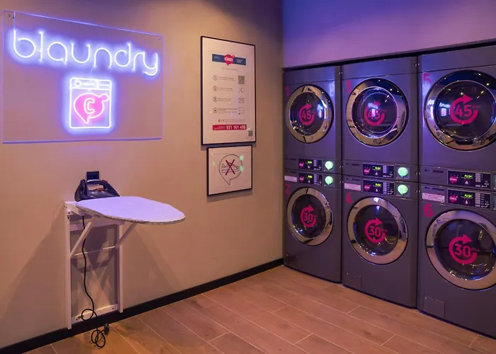 Blau Student Housing - Students Only Apartment Barcelona