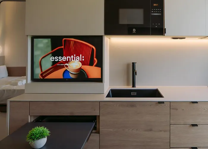 Blau Student Housing - Students Only Apartment
