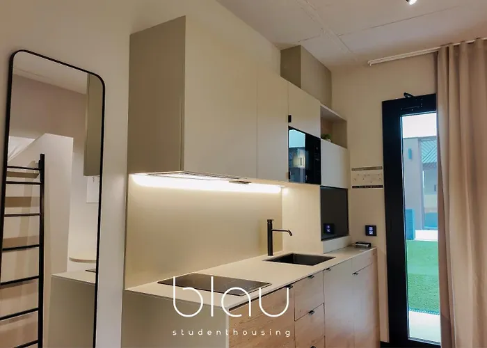 Blau Student Housing - Students Only Apartmán