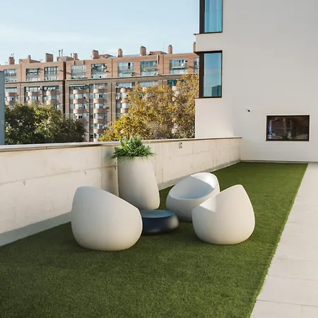 Blau Student Housing - Students Only Apartment