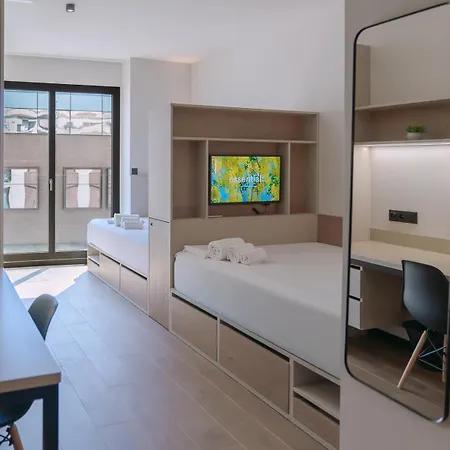 Blau Student Housing - Students Only Barcelone